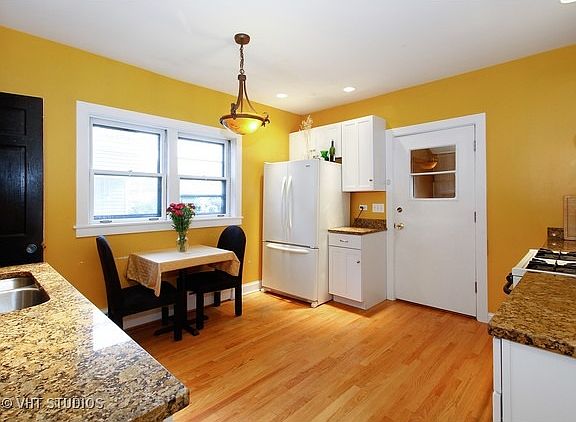 5th image of 517 S Highland Ave