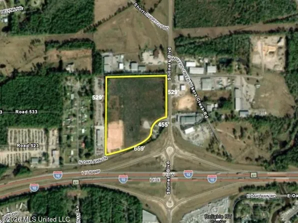 N Oaklawn Ln, Biloxi, MS 39532
