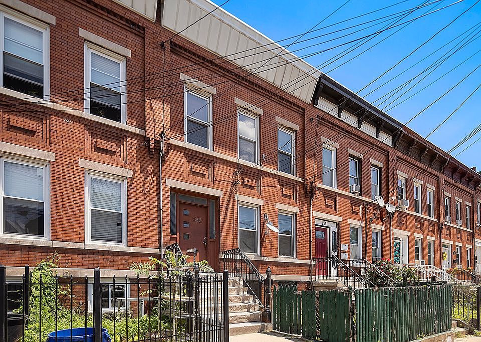 1st image of 332 Ege Ave