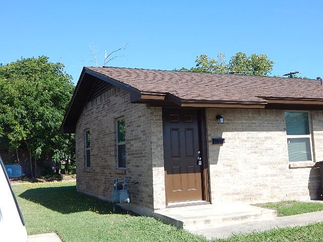 1st image of 1605 N West S Young Dr