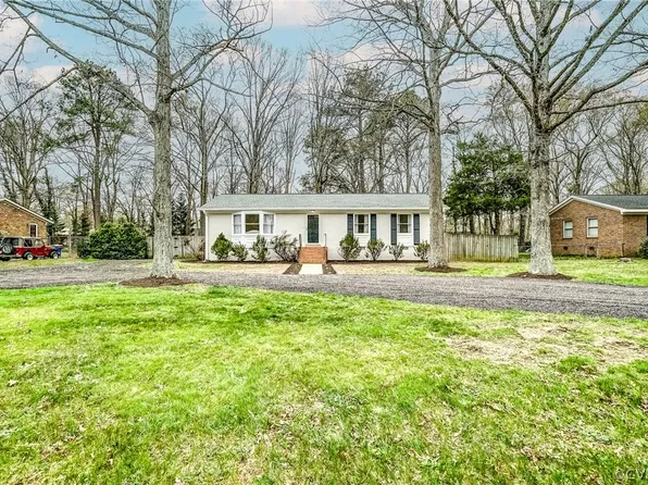 10225 W Huguenot Rd, North Chesterfield, VA 23235