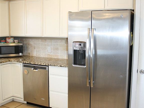 5th image of 1710 NW Crosby Park Blvd