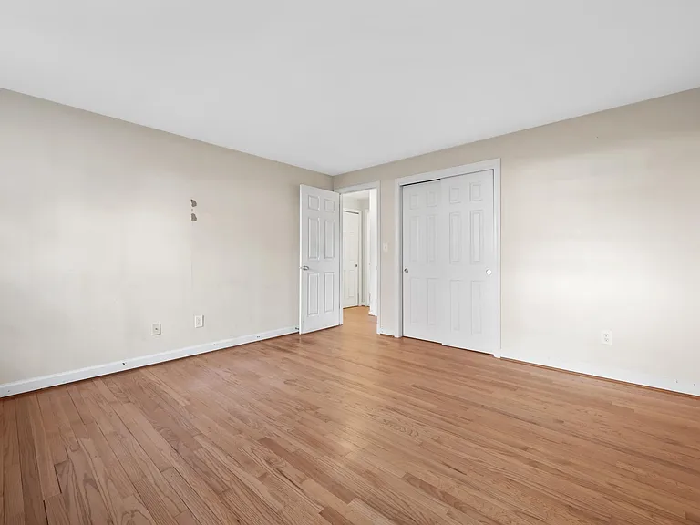 39 Charter Oak St #B — Photo 10