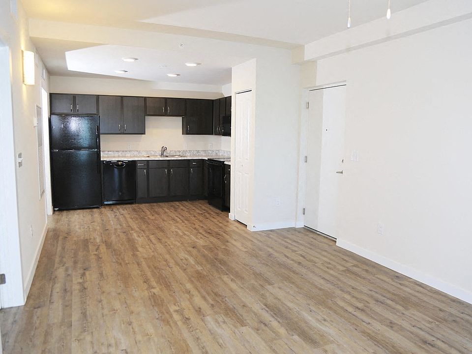 Quarry Key West Kitchen & Living Area