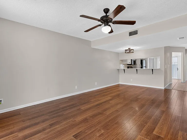 6254 Riverwalk Ln #5 — Photo 13