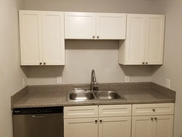 5909 Lone Oak Dr SW — Photo 9