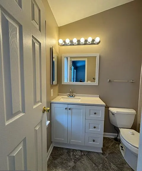 2459 Wentworth Dr — Photo 29
