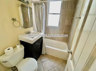 45 Hillside St #1S, Roxbury Crossing, MA 02120