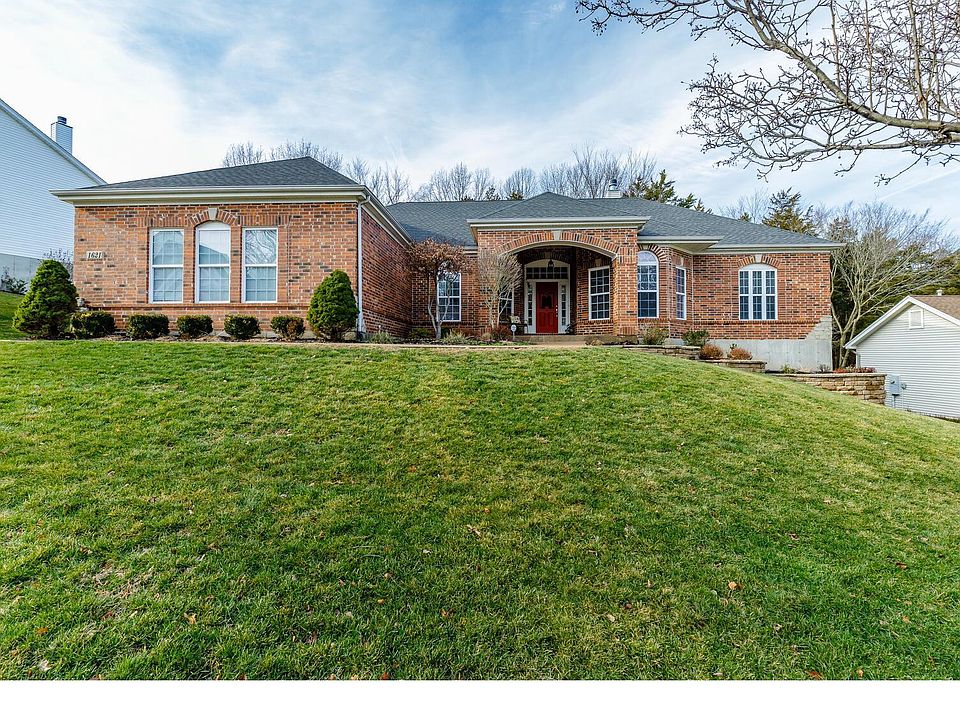1st image of 1621 Misty Hollow Ct