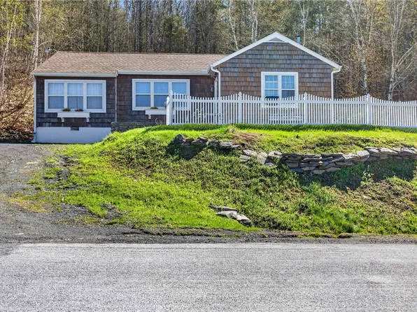 385 Cape Horn Rd, Stamford, NY 12167