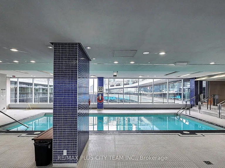 65 Bremner Blvd #2206 — Photo 6