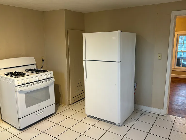 1419 S Fern St — Photo 9