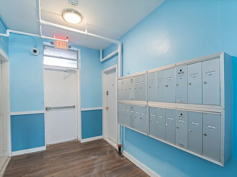 143 S South Carolina Ave — Photo 10