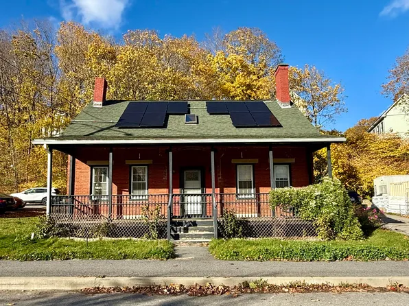 25 Summer Street, Gardiner, ME 04345