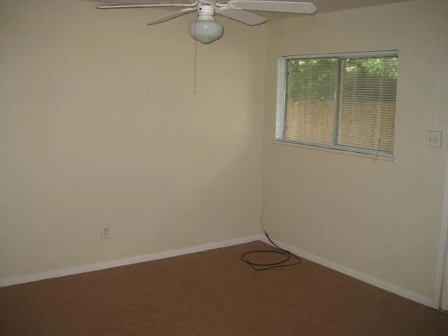 5213 Joe Sayers Ave #6 — Photo 6