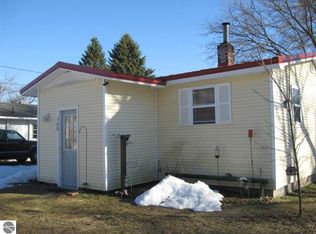 308 E Calhoun St, Mancelona, MI 49659