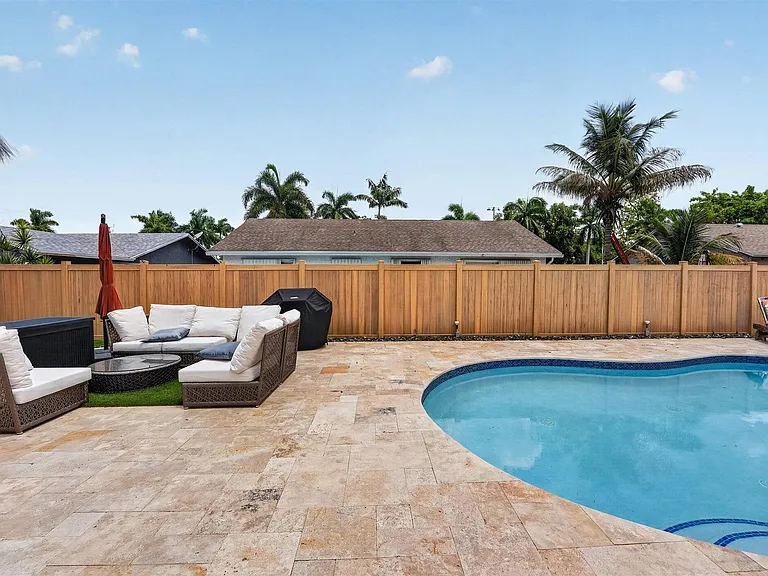 8131 NW 44th Ct — Photo 67