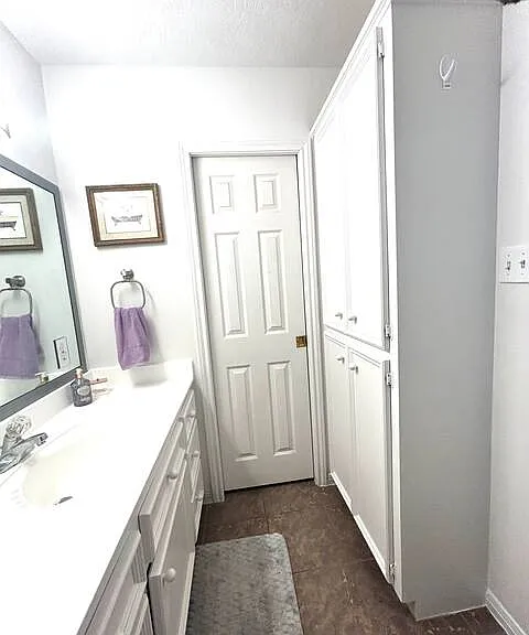 903 Camellia Ct — Photo 15