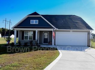 5967 Gator Way, Hope Mills, NC 28348
