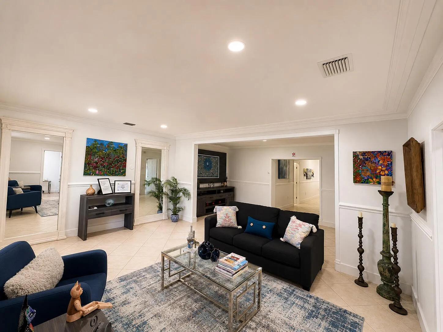 5 bed, 3.0 bath, 4305 sqft, $7,000 — Photo 4