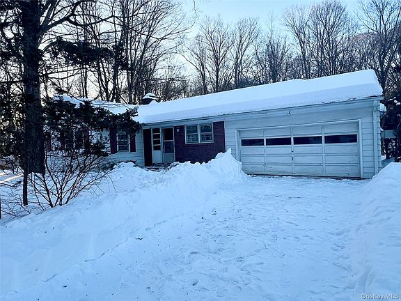 2nd image of 35 Sandi Drive