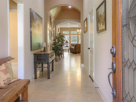 5th image of 248 Soaring Pines Pl