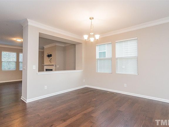 5th image of 209 River Pine Dr