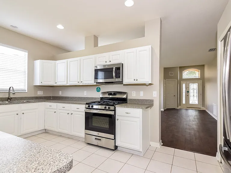 7936 Terrace Ridge Dr — Photo 6