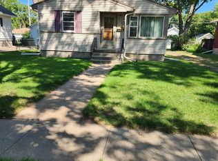 612 W 14th St, Grand Island, NE 68801