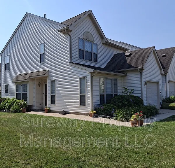1 Periwinkle Ln — Photo 1