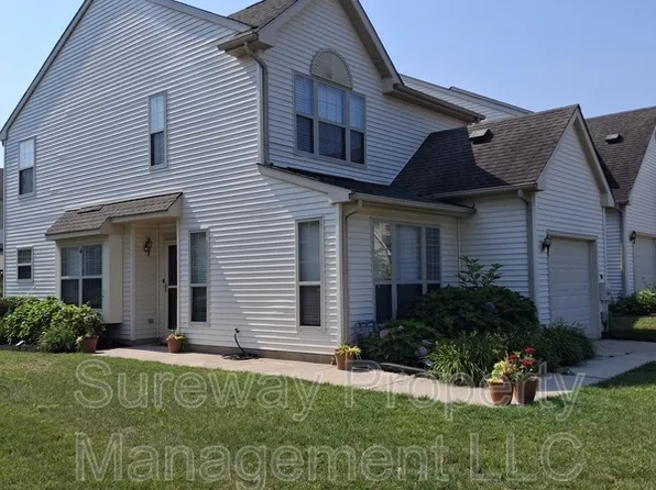 1 Periwinkle Ln, Delran, NJ 08075