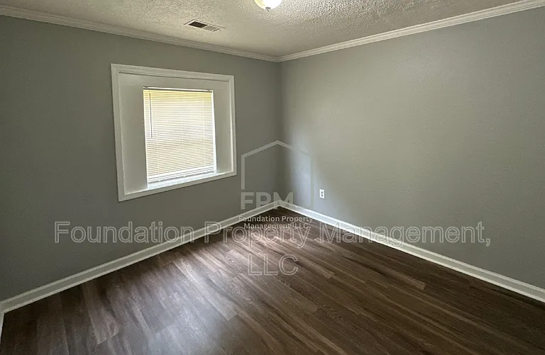 1407 Semmes St — Photo 7