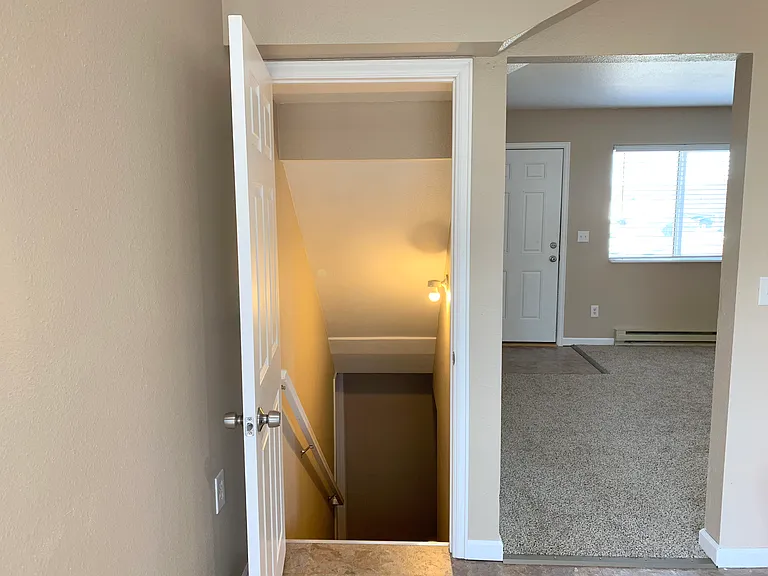 1700 Erin Ct #B — Photo 6