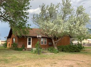 405 Sullivan St, Yoder, WY 82244