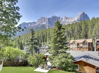 252 SW Three Sisters Dr, Canmore, AB T1W2M7