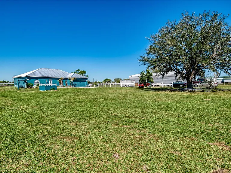 2700 Verna Bethany Rd — Photo 9