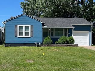 1621 S Maple Ave, Bartlesville, OK 74003