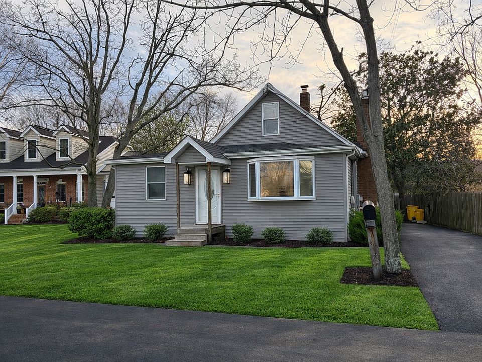 1st image of 952 Magothy Ave