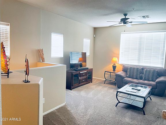 4th image of 3044 E Dunbar Dr