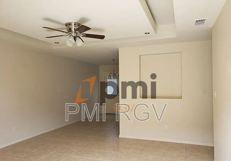2204 Taxco Ct — Photo 2