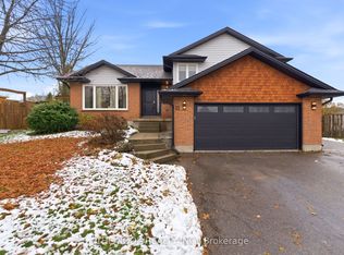 11 Lynn Cres, Brock, ON L0E1E0