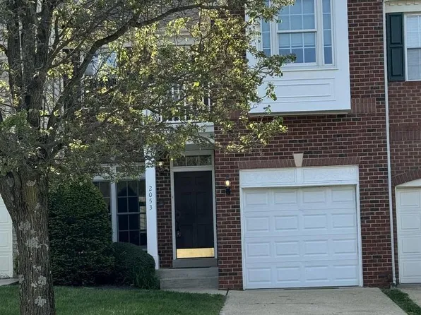 2053 Woodshade Ct, Bowie, MD 20721