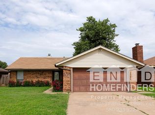 116 N Texoma Dr, Enid, OK 73703