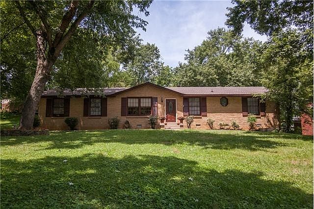1st image of 153 Gatone Dr