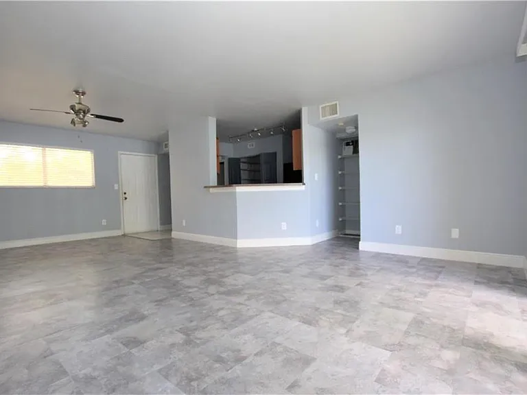 3413 NW 44th St #107 — Photo 5