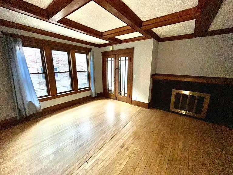 1005 Grove Ave #L — Photo 2