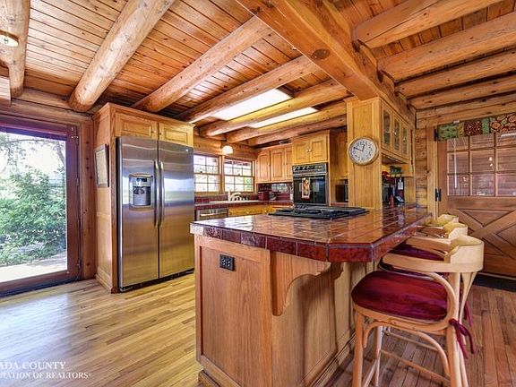 3rd image of 12224 Appaloosa Ct