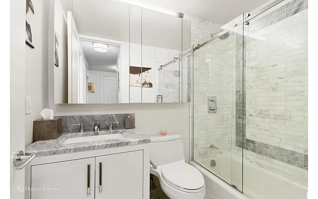 Rented by Douglas Elliman | media 7