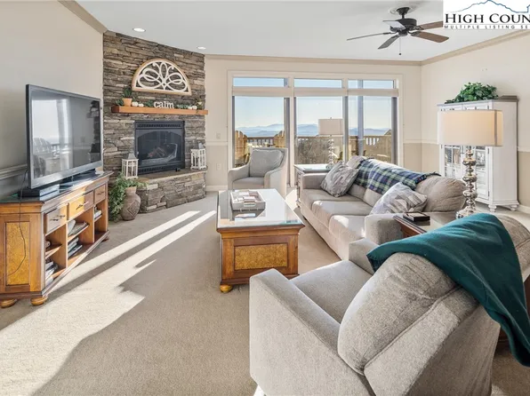 166 Trails End #34D, Sugar Mountain, NC 28604