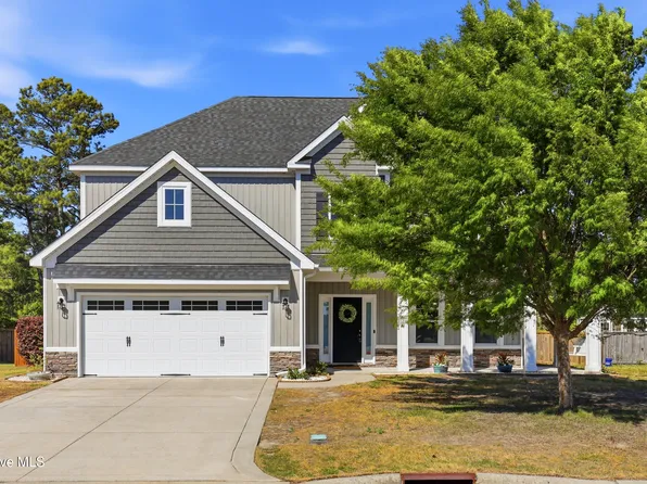 90 W Bailey Lane, Hampstead, NC 28443